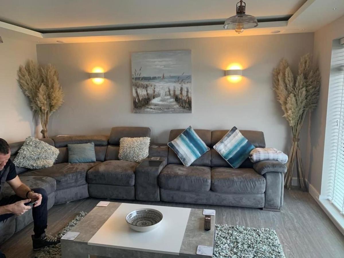 3 Bedroom Deganwy Sea View Beach House Ll31 Экстерьер фото