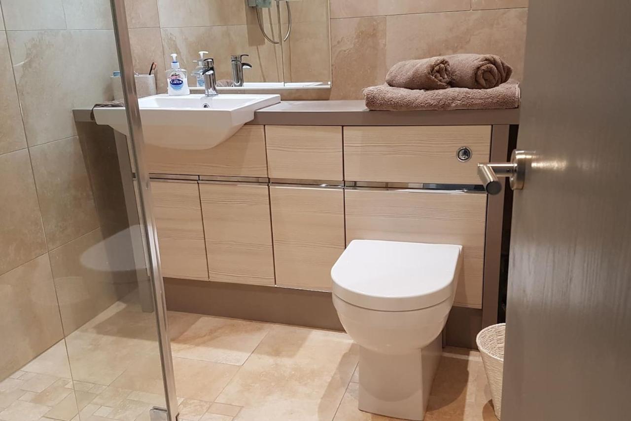 3 Bedroom Deganwy Sea View Beach House Ll31 Экстерьер фото