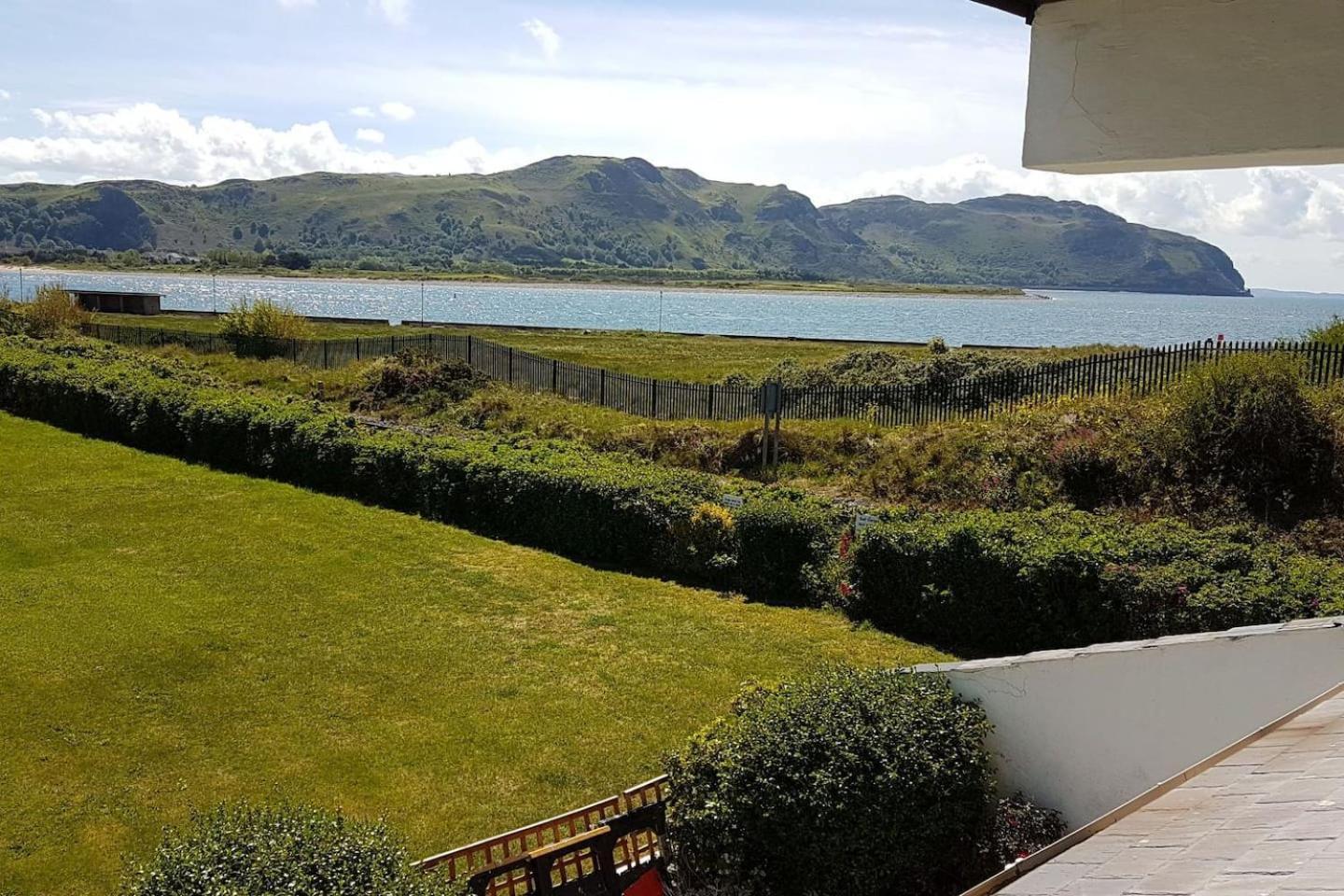 3 Bedroom Deganwy Sea View Beach House Ll31 Экстерьер фото